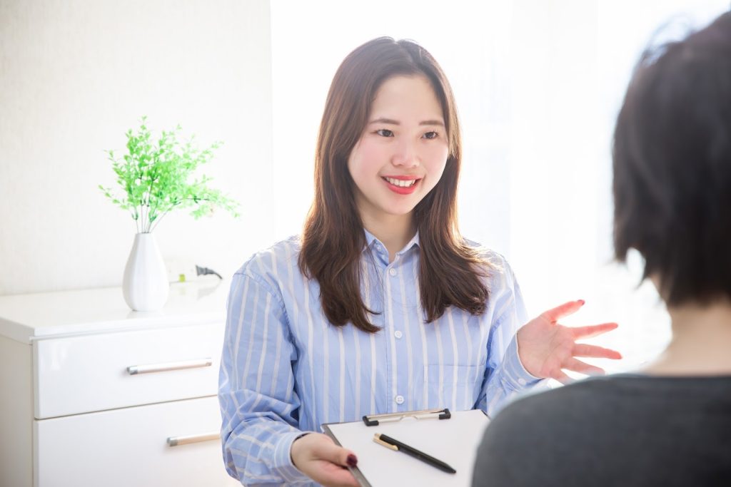 適応障害の治療を拒む方への接し方