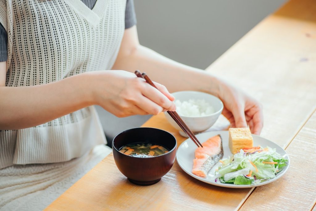 食生活の改善でセロトニンを補う