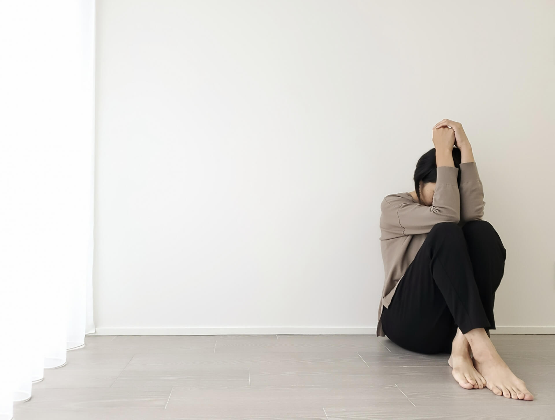 不安障害は薬で治療できる？主な治療薬や副作用、2つの注意点を解説